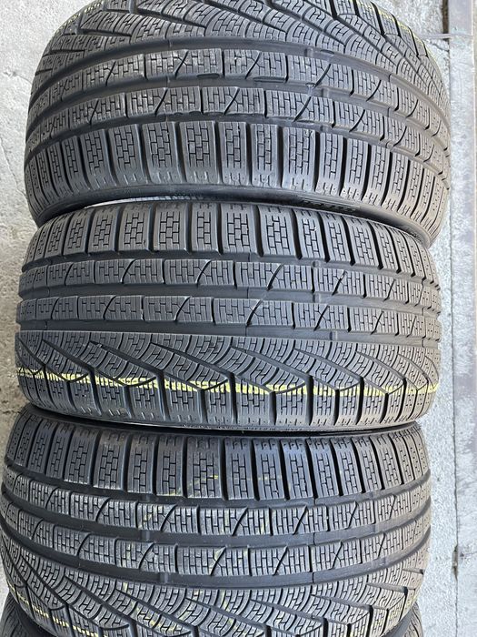 4 anvelope de iarna Pirelli 235/35/19