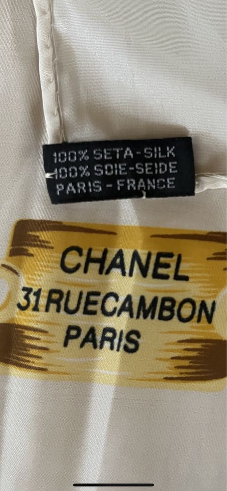Eșarfa Chanel , 100% mătase