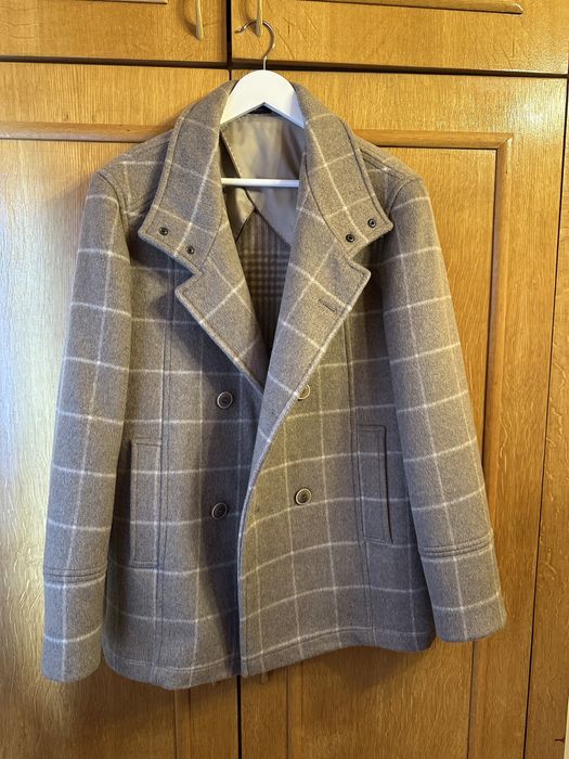 Palton scurt din lânǎ