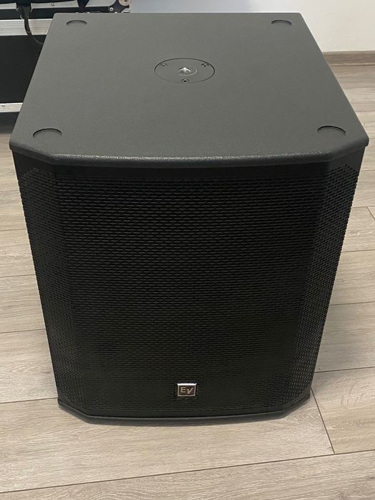 Electro voice elx 200 18 sp