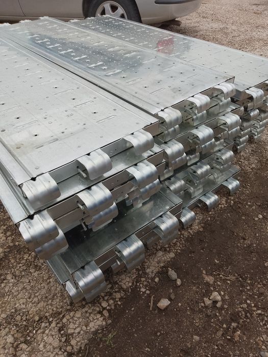 Ново фасадно скеле 100 кв.м. 3150 лв.