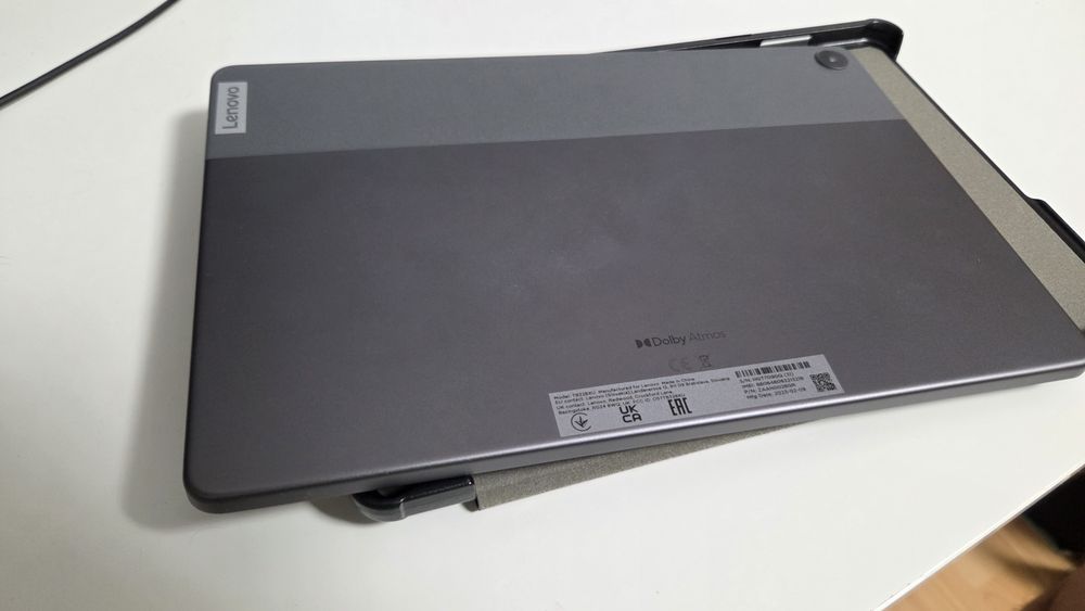 Tableta Lenovo M10 32Gb și slot SIM