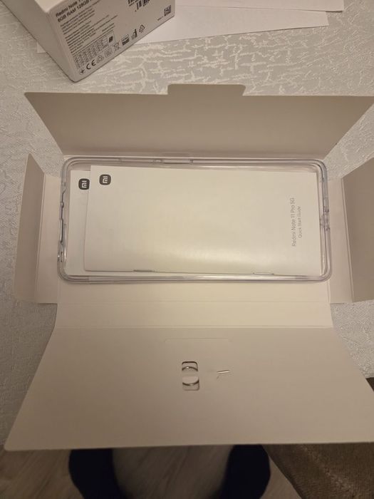 Xiaomi redmi note 11 pro 5G nou nouț+ accesorii!!