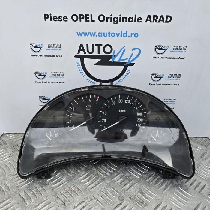 Ceasuri bord Opel Corsa C 1.8i Z18XE