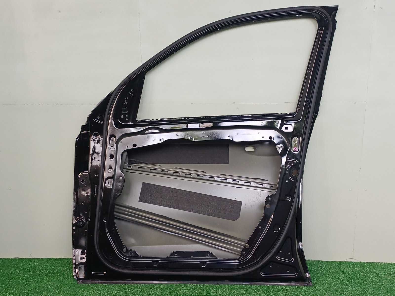 врата предна дясна Mercedes W167 GLE 2019-2025 г. #1012V
