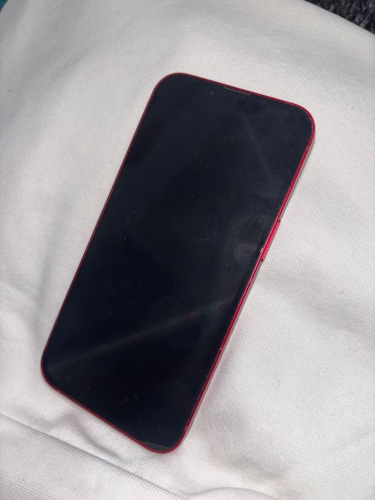 Iphone 13 red normal