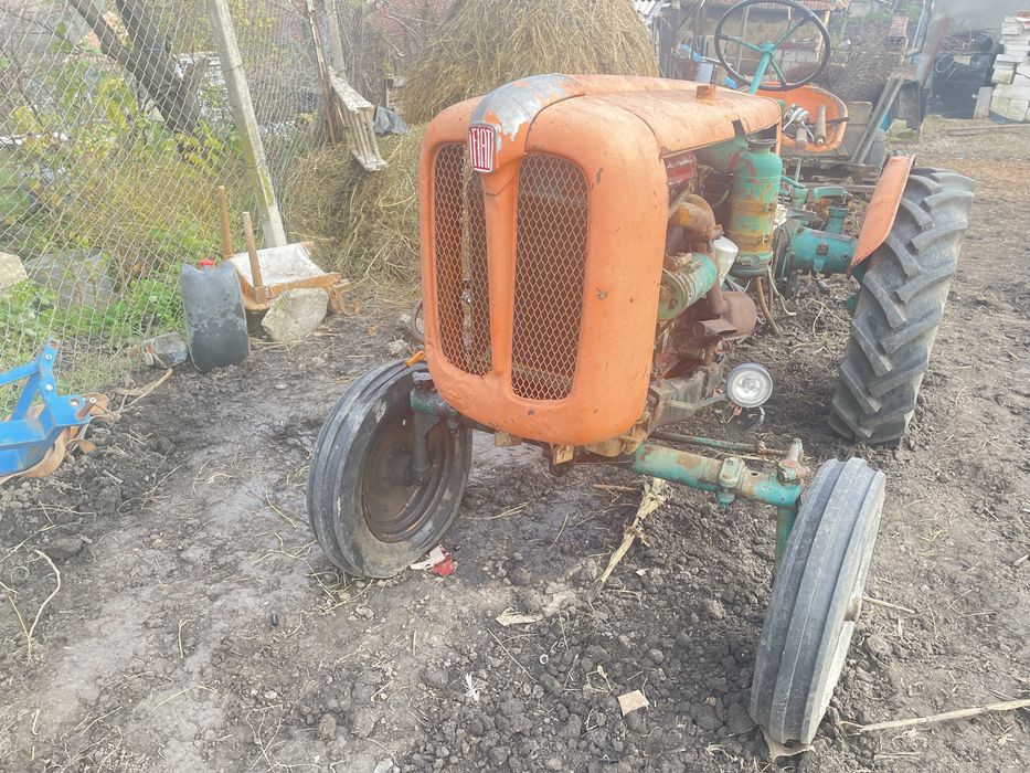 Tractor Fiat 211R