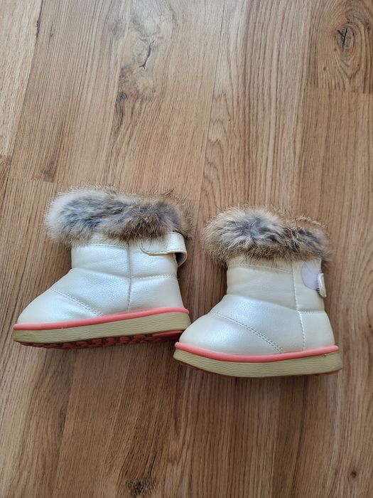 Guess бебешки дрехи