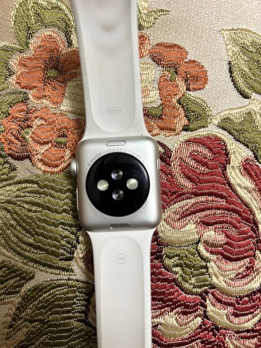 Продаётся срочно apple watch