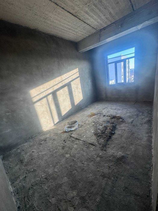 Продаётся 2х квартира на 2 этаж орр 5-МИКР