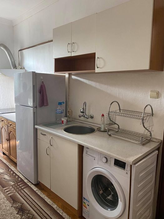 Дава се под наем Двустаен апартамент в София, Център - 62 кв.м за 325 € - Снимка #2