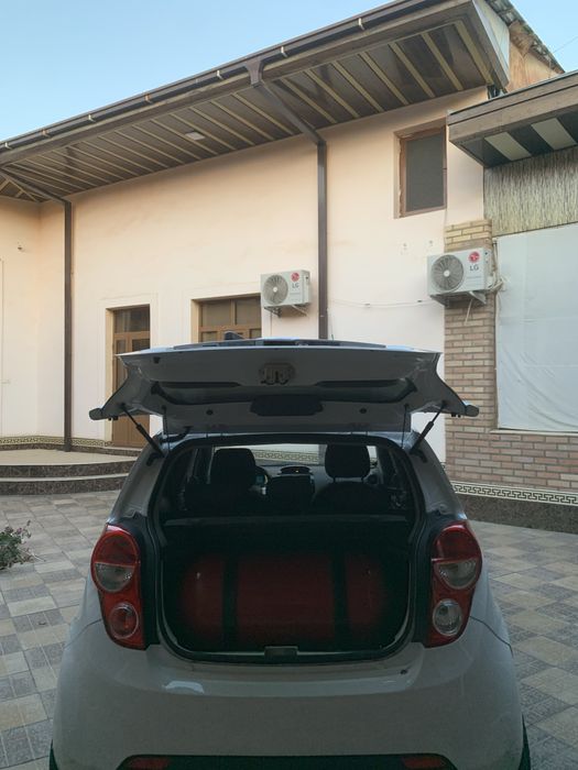 Продаю спарк AT full наворот