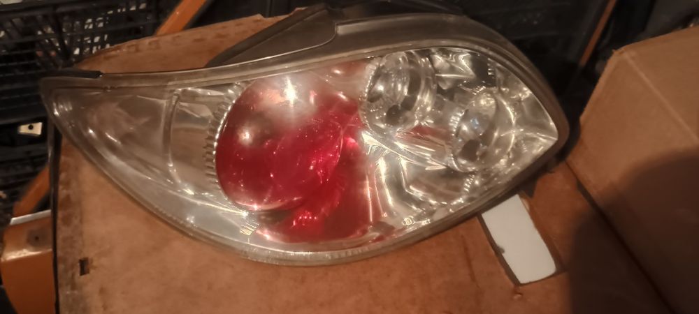 Кристален стоп за Пежо 206.