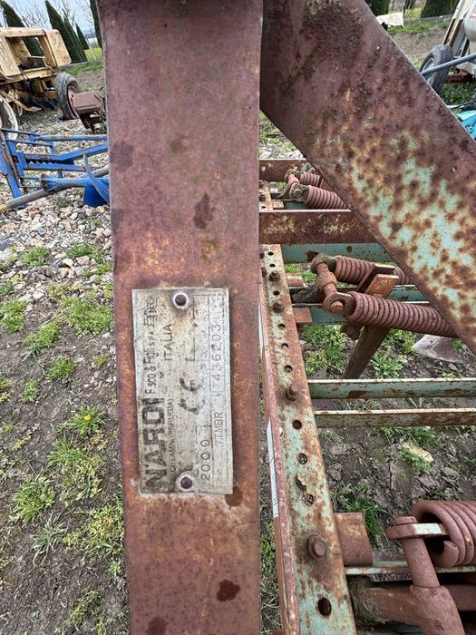 Scarificator tractor