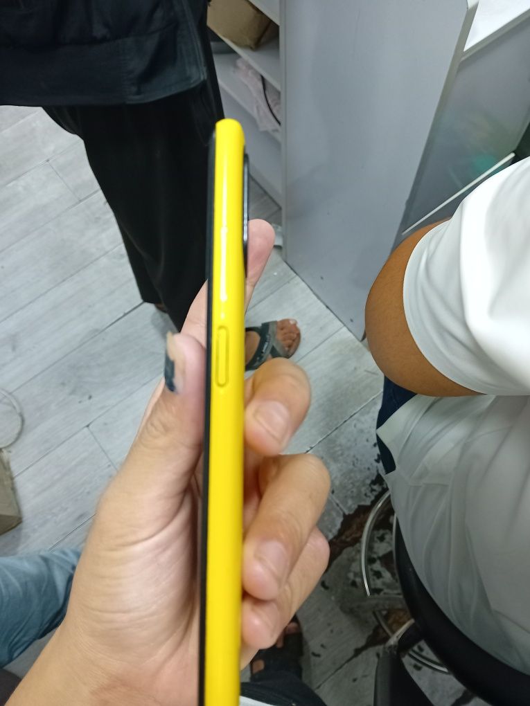 Poco m3.       Gsywuqhvwyahshdgshja