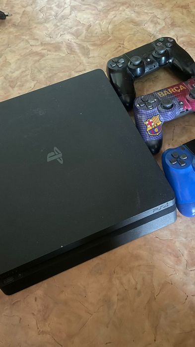 Playstation4 slim