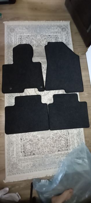 Новые полики в  салон универсальные подойдут на любую машину  ,,.":