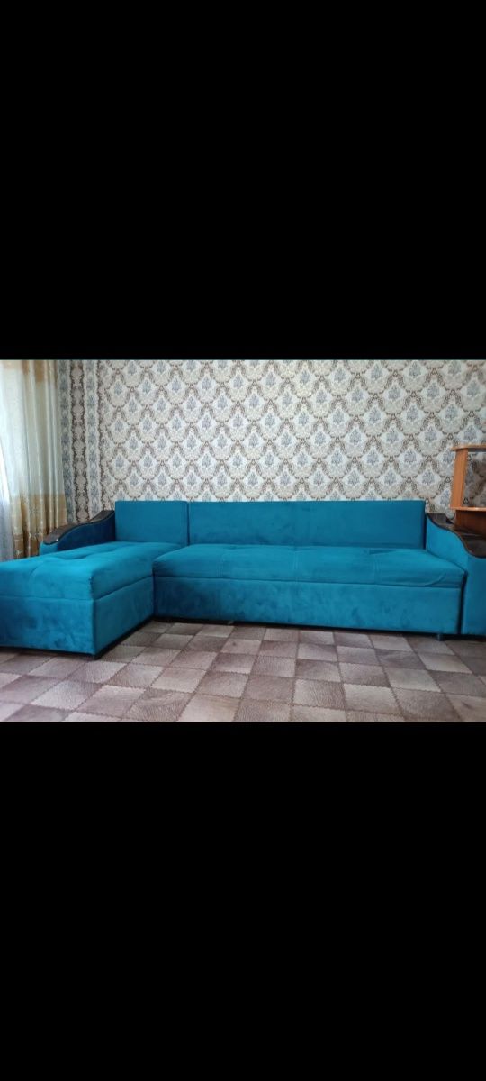 Продается диван угловой