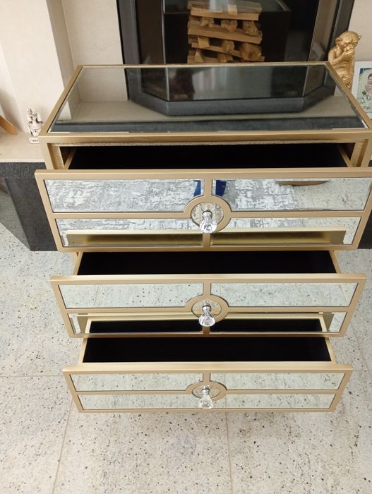 Comodă MIRROR 3 sertare