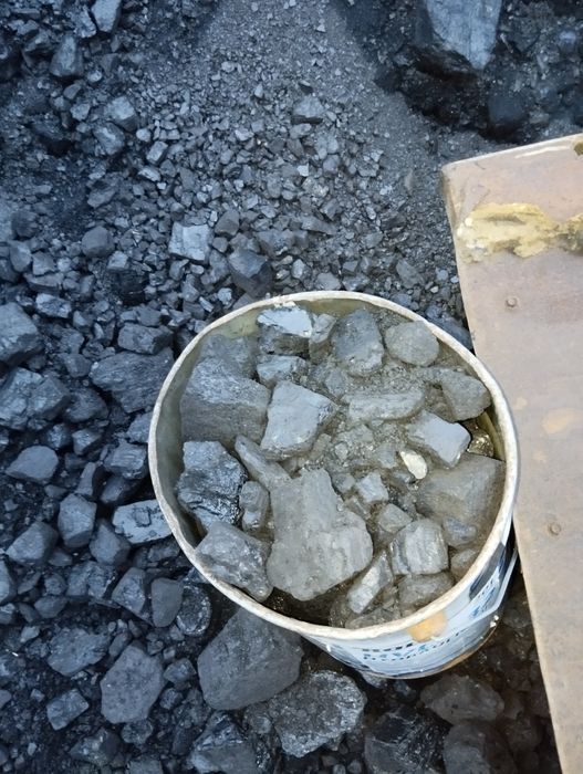 Көмір жылтыр жаксы Караганды Шобарколь капталған жеткізу 20 каптан .