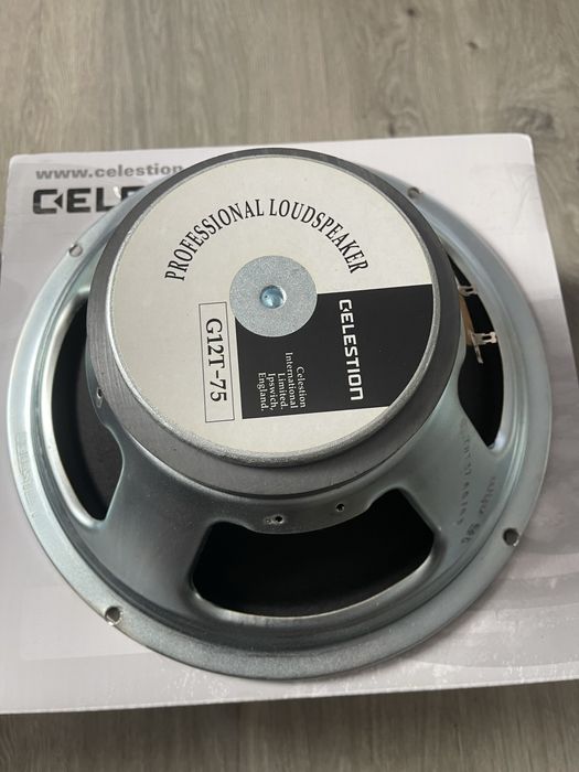 De vanzare doua Celestion G12T-75 16 ohm