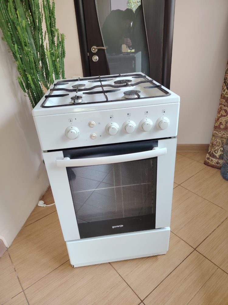 Продам газ плиту Gorenje