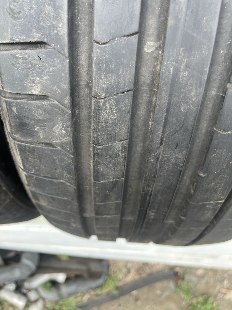 2 бр. летни гуми 245/35/20 Pirelli DOT 1718 5 mm