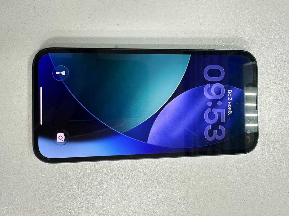 Смартфон Apple iPhone 13  128 Gb (Лисаковск лот : 770186)