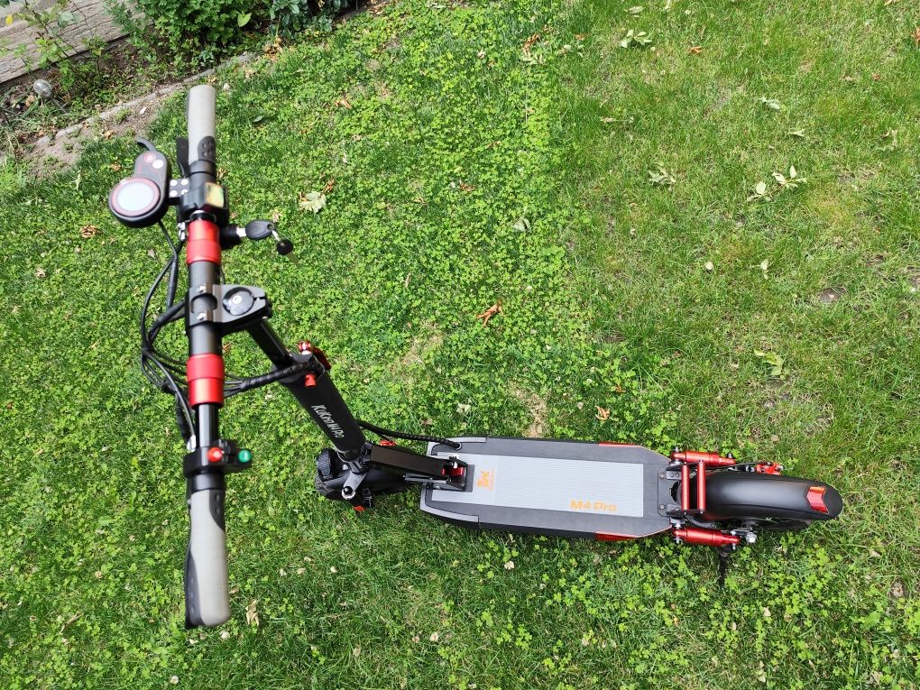 Електрическа тротинетка KUGOO KIRIN M4 Pro, Максимална скорост 45 км/ч