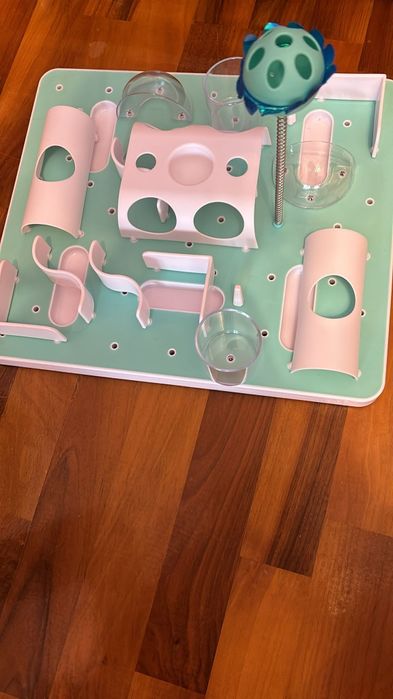 Jucarii pisici-Labirint gustari pisici