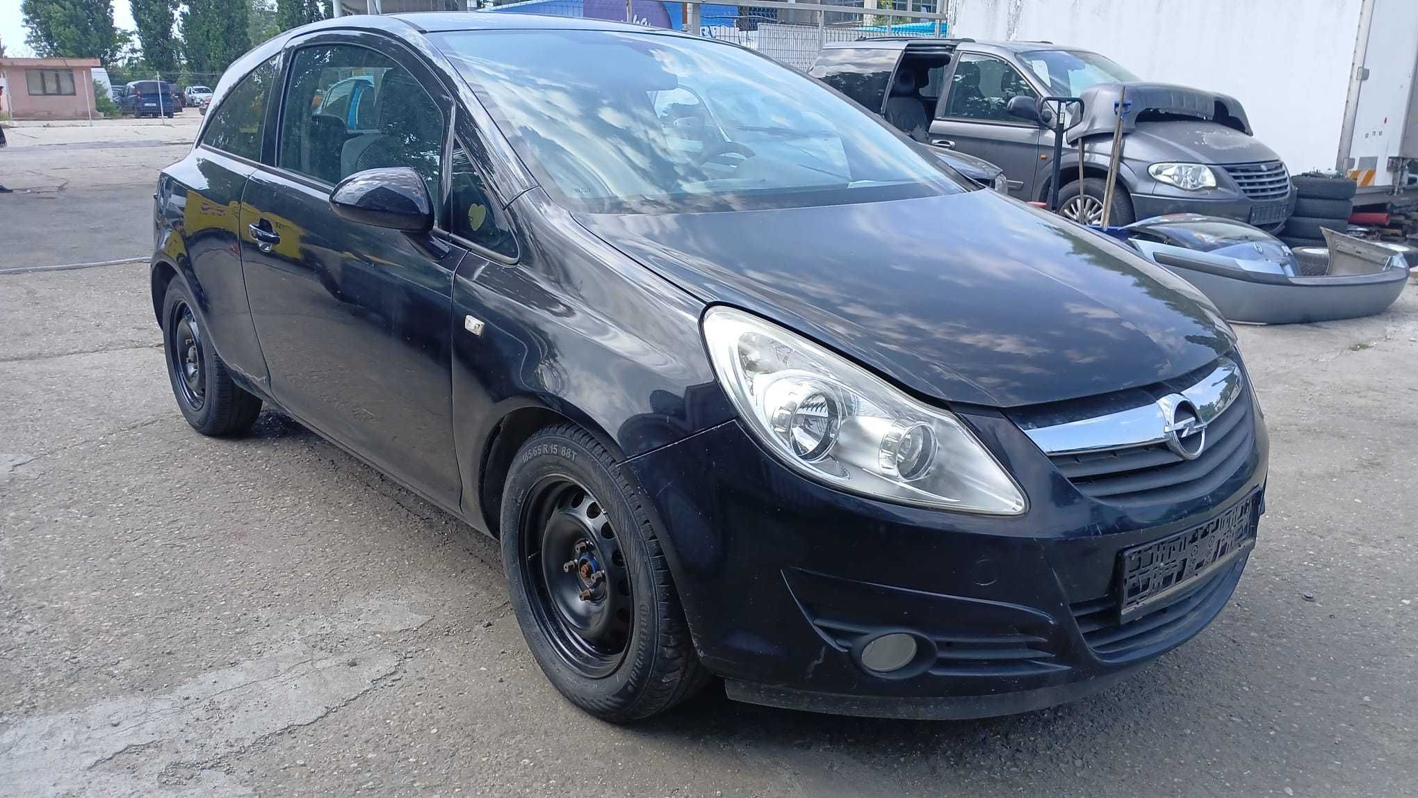 Dezmembrez Opel Corsa D In 2 Usi 1.4 Benzina Din 2008 - Z14XEP