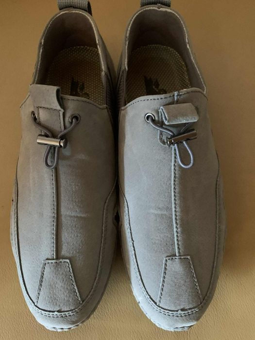Молодежная легкая обувь 38-39 размера / новые / присланы из Германии /