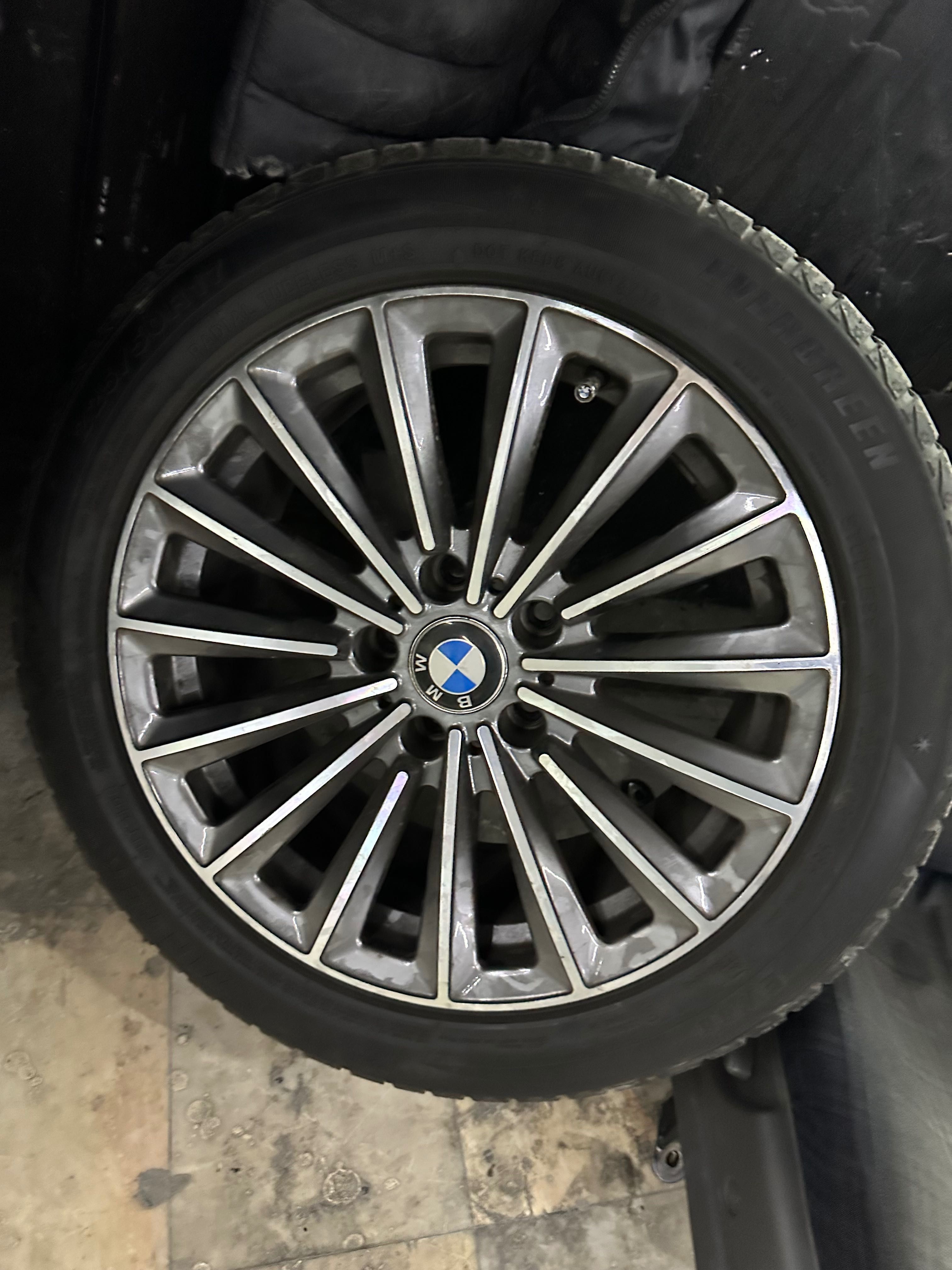 Bmw disk 225/50/17 zimny balon