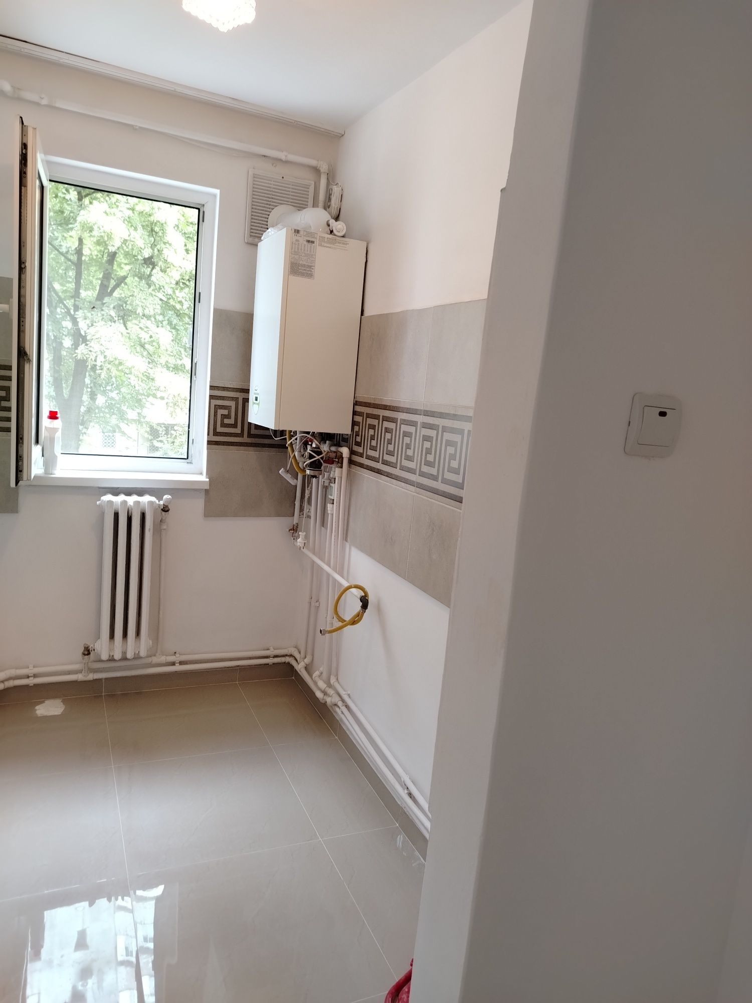 Proprietar vând Ap 3 cam Podu Roș - liceul Racovită fără risc seismic