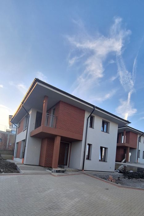 Eficienta energetica NZEB-  2 case -DEZMIR - APAHIDA