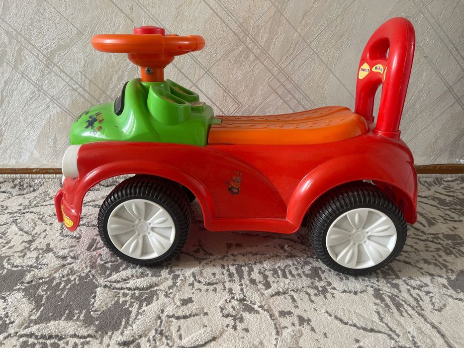 Машина игрушка для детей