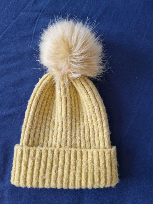 Рокли, блузи, суичер, пухен елек, ски панталон, шапка, шал  2-4 г.