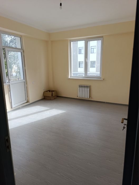 Чирчик 2 м/р Янги Узб 2х Нархи 33.000$ Бош толов ва паспорт бн Ипотека