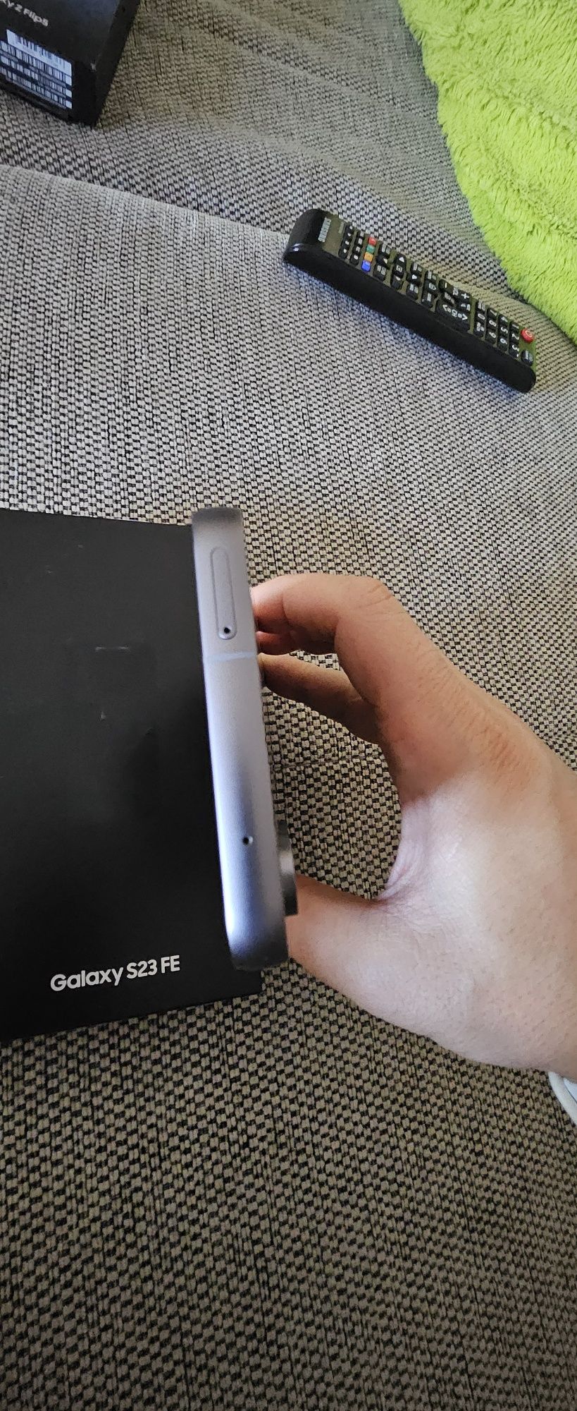 Samsung S23 fe в гаранция, като нов