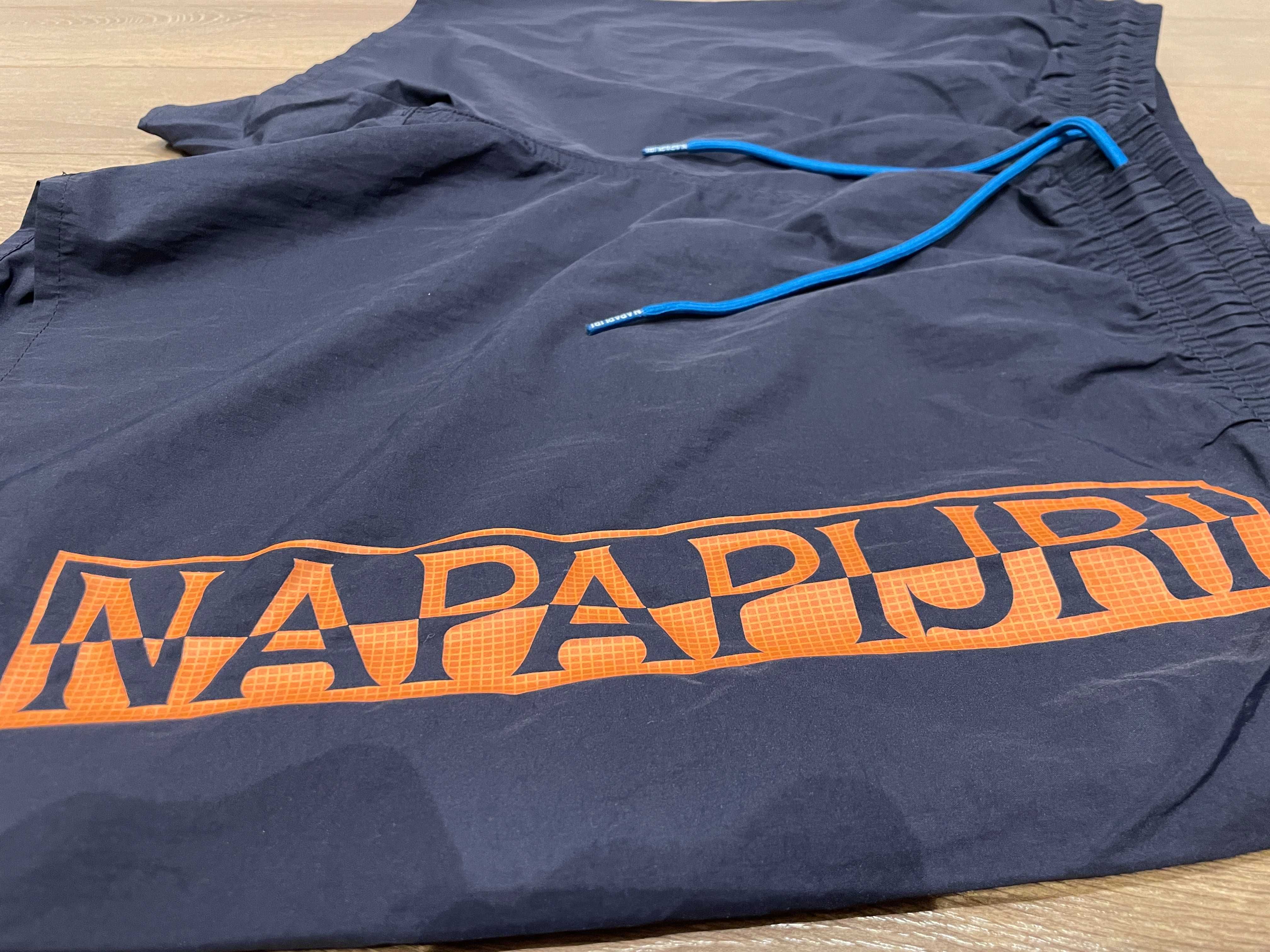Napapijri, оригинални бански ,три цвята, Размер: XXL