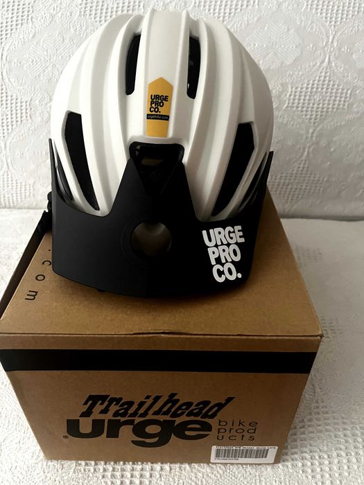 MTB каска Urge Trailhead white L/XL