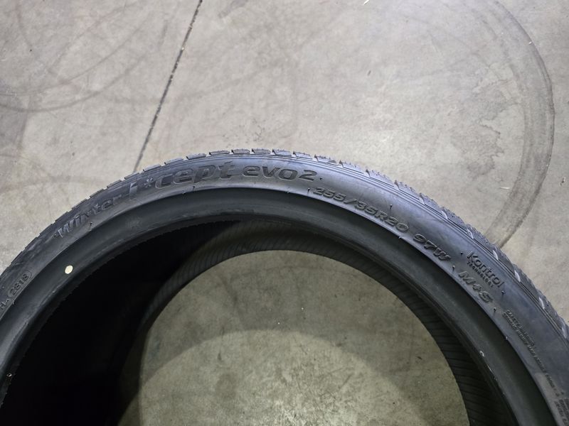 255/35/20 HANKOOK 2бр