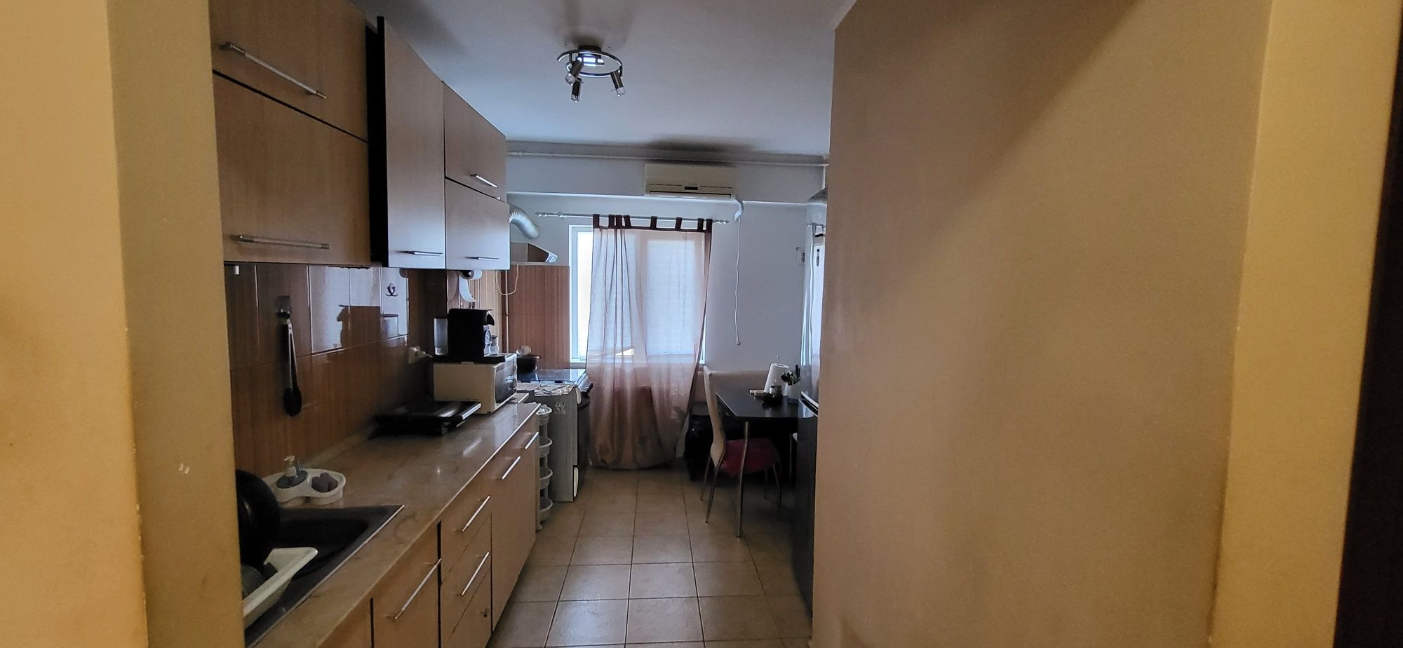 Apartament 3 camere Metrou Brancoveanu
