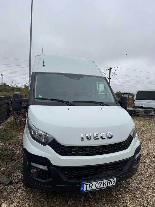 Iveco Daily Modelul extra lung, inmatriculat recent