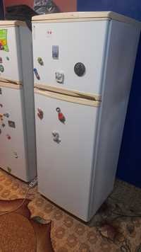 Продам холодильники.связи закрытием  не дорого