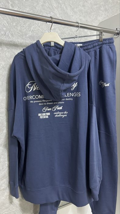 Комплект худи и штанов, сизый цвет — стильный и удобный