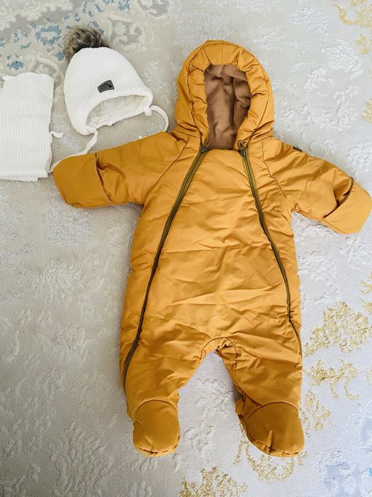 Зимний комбинезон 3-6 месяц