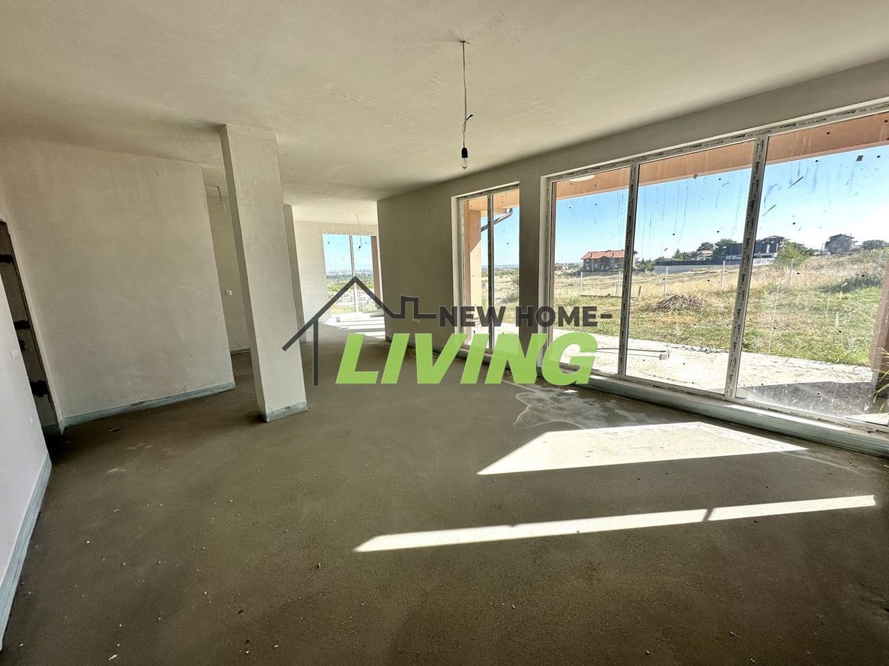 Продава се Къща в с. Белащица, Област Пловдив - 280 кв.м за 965 €/кв.м - Снимка #3