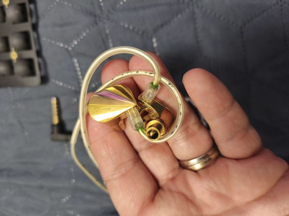 Căști Moondrop ILLIMINATION iem n5