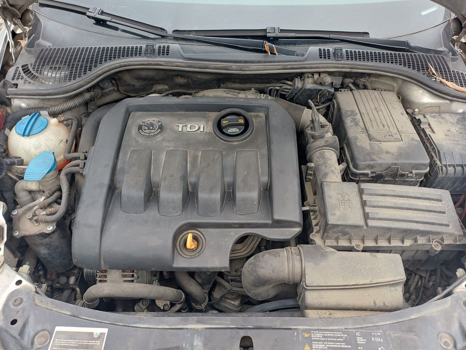 Vând Skoda Octavia 1,9 TDI